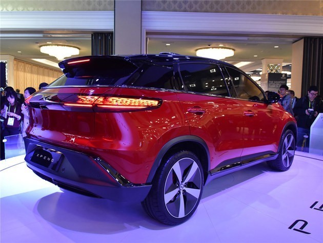 CES吹响集结号 开启汽车自动驾驶元年 