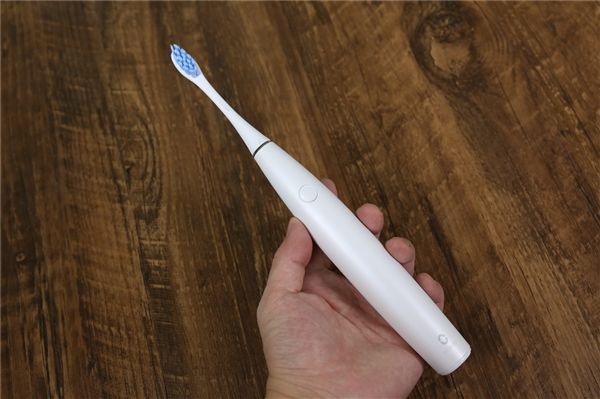 电动牙刷比传统牙刷更能彻底清洁口腔？真相原来如此