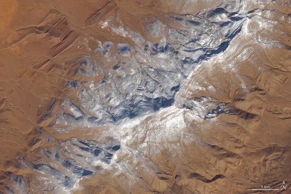 非PS！走红网络的撒哈拉沙漠雪景照真实存在