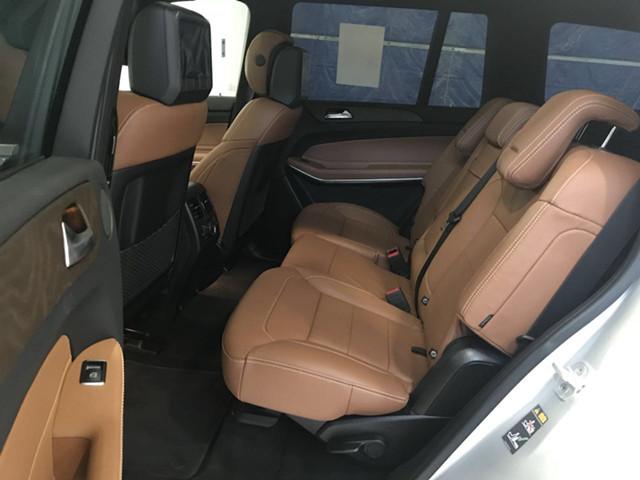 18款奔驰GLS450“全新科技智能驾驭”年底钜惠港口最新价格95万起