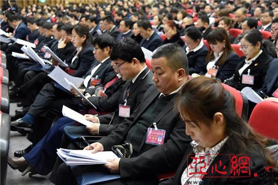 新疆奎屯市经济总量_奎屯市地图(2)