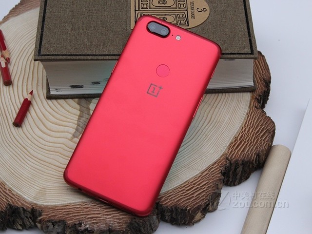 一加5T京东好评率超12万+ 听听用户都怎么评