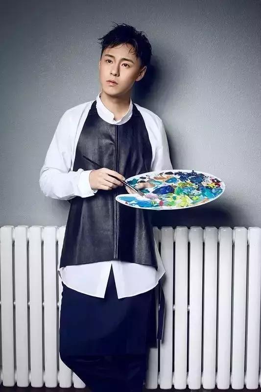 虎虎:《百变大咖秀》模仿林俊杰、张学友高还