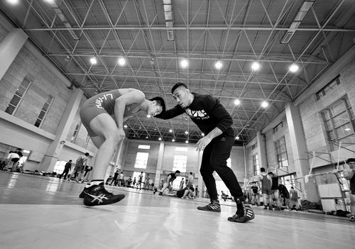 2017感动山西十大人物候选人系列报道之梁磊