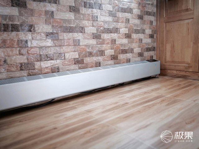 欧伟士M2500家用取暖器 欧伟士M2500家用取暖器