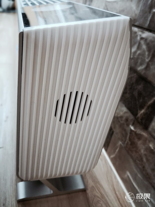 欧伟士M2500家用取暖器 欧伟士M2500家用取暖器