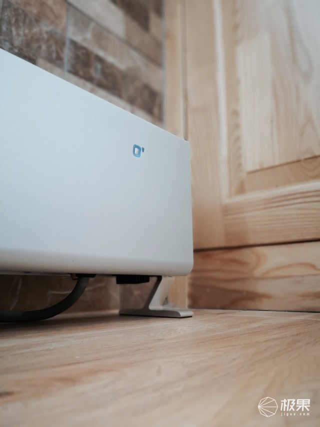 欧伟士M2500家用取暖器 欧伟士M2500家用取暖器