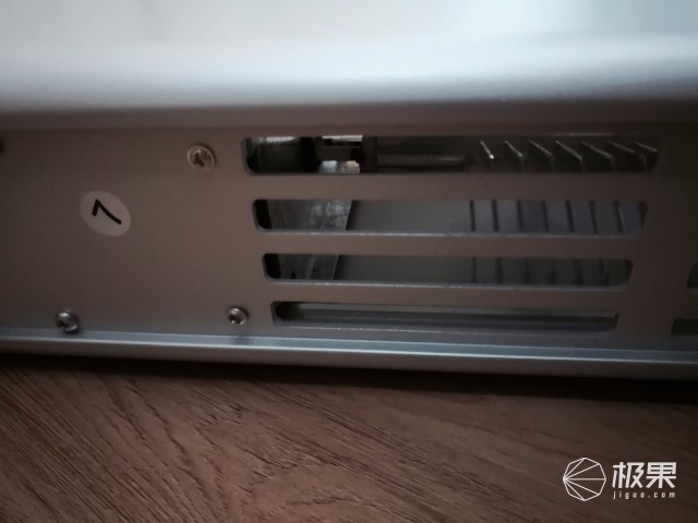 欧伟士M2500家用取暖器 欧伟士M2500家用取暖器