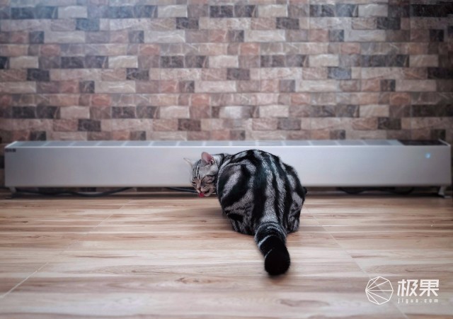 欧伟士M2500家用取暖器 欧伟士M2500家用取暖器