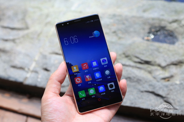 努比亚Z17S 努比亚Z17S