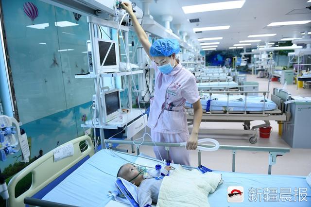 流感高发季 乌鲁木齐儿童医院3天4个宝宝住进