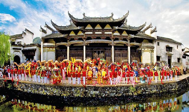 徽州最牛家族,其中一支还出了主席,宗祠内部500年不见蜘蛛痕迹