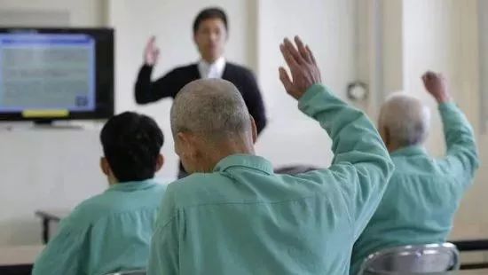 揭开日本老人“孤独死”、老龄化犯罪高发真相