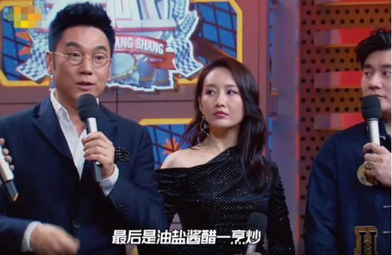 直到下课他才醒了过来用英语怎么翻译