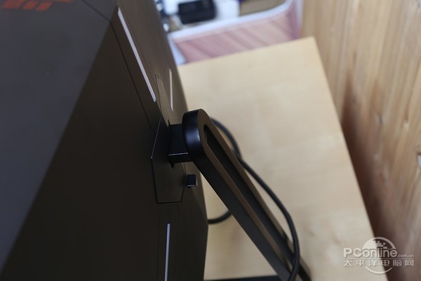 航嘉X3271CK电竞曲面显示器