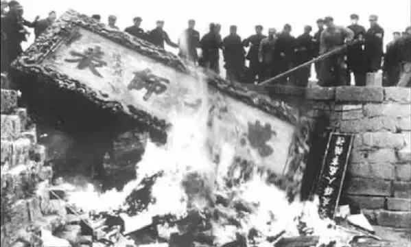 三次颠覆世界观,目前看到的关于近年中国崛起