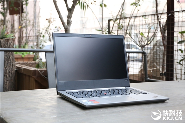 5499起!联想ThinkPad E480开箱图赏:小红点经