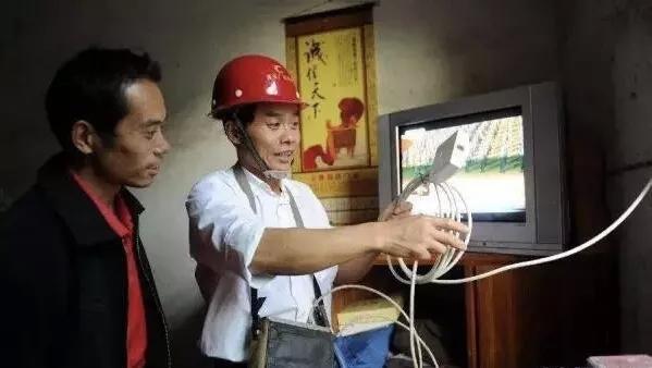 三次颠覆世界观,目前看到的关于近年中国崛起