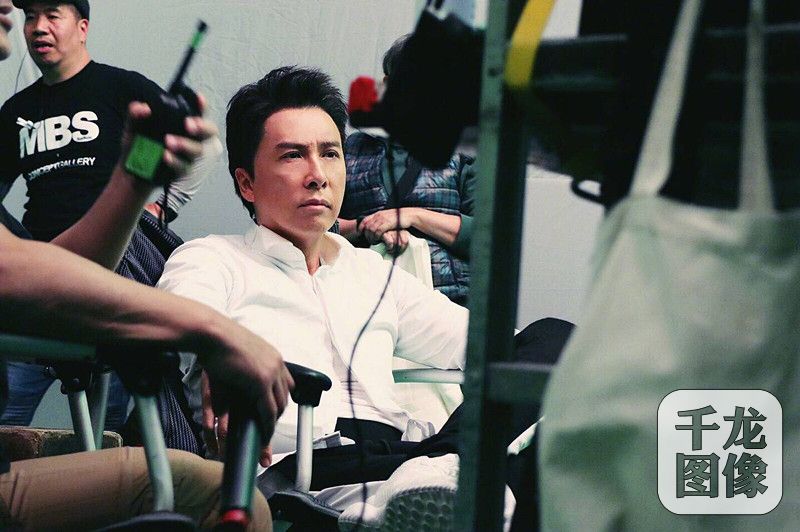 <b>甄子丹新戏工作照曝光不忘初衷继续挑战突破</b>