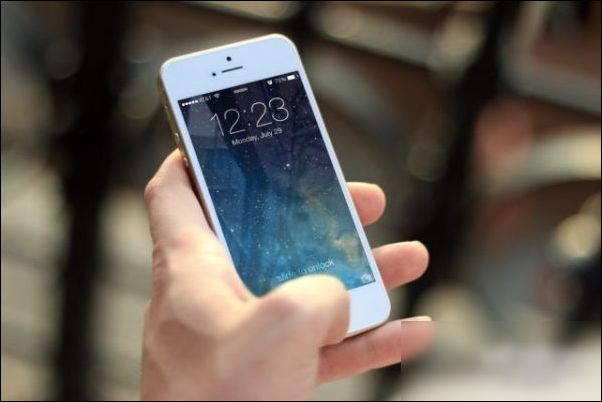 库克:苹果降频并非刺激用户升级新设备 公司深