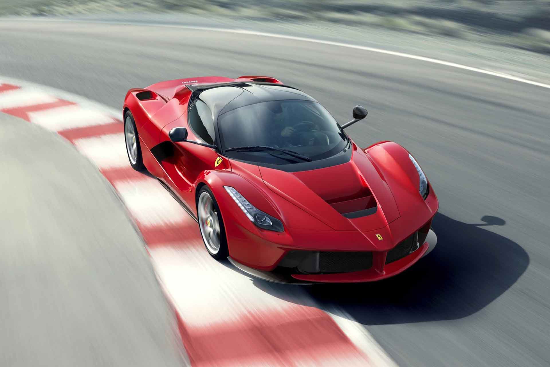 Ferrari-LaFerrari-2014-1600-01.jpg