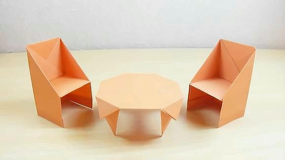 折纸桌子