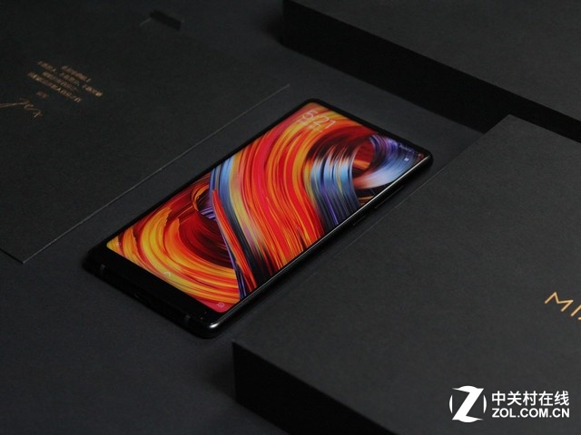 过年买啥最合适 这几款手机送爸妈表孝心