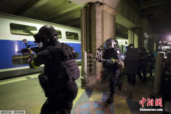 巴黎地铁毒品泛滥激起公愤 公交司机发起大罢工