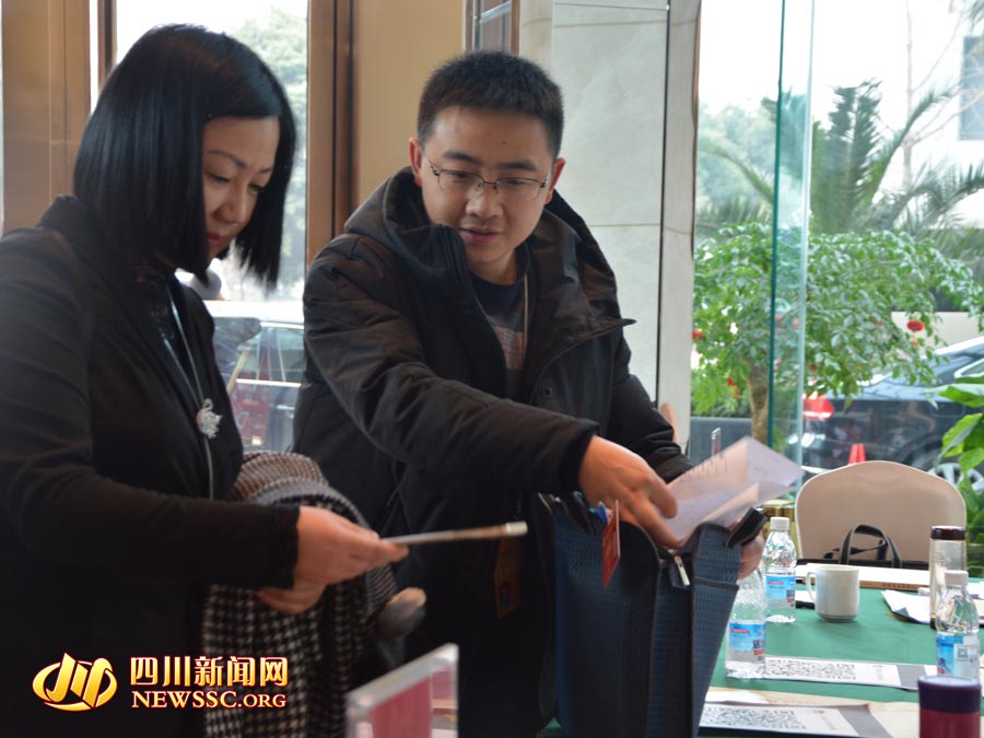 政协委员张永霞:带来乡土文化、农村发展相关