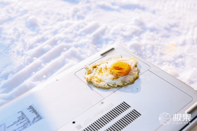 史上最虐心评测!轻薄本硬扛-20℃/500℃温差,够你用一辈子 史上最虐心评测!轻薄本硬扛-20℃/500℃温差,够你用一辈子