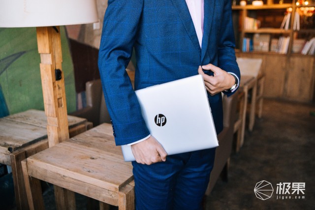 史上最虐心评测!轻薄本硬扛-20℃/500℃温差,够你用一辈子 史上最虐心评测!轻薄本硬扛-20℃/500℃温差,够你用一辈子