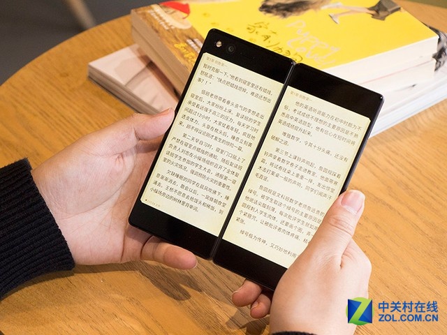 关于折叠手机Axon M 你该知道的20件事