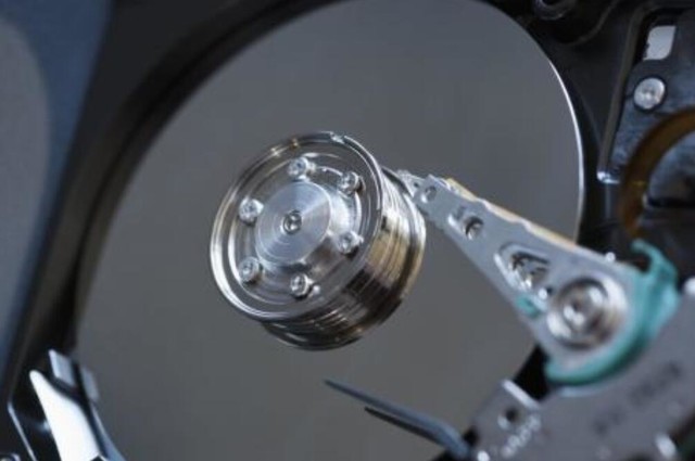 硬盘里小姐姐离奇失踪？幕后黑手竟是它