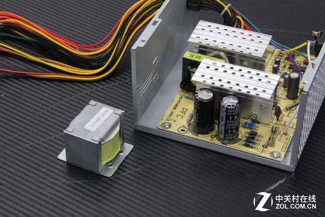 硬盘里小姐姐离奇失踪？幕后黑手竟是它