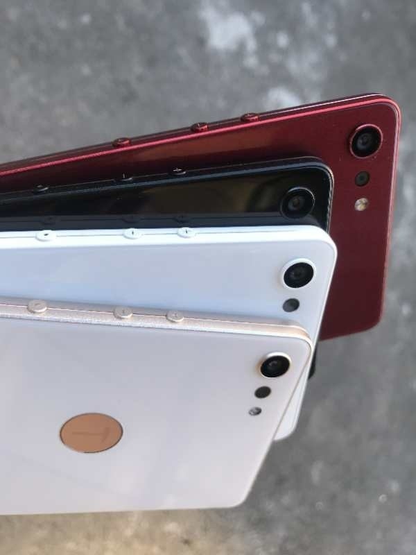 纯白色坚果Pro 2真机图曝光 宛如锤子T1