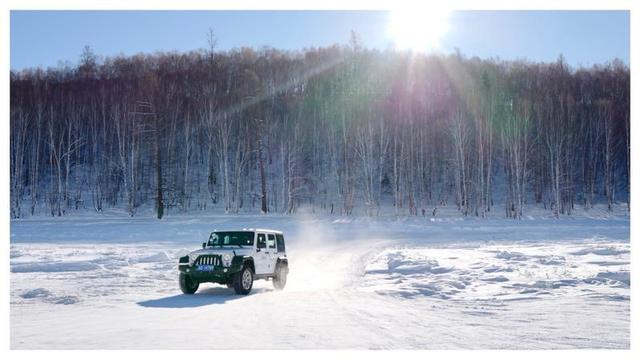 Jeep 4X4 你在南方的阴冷里黯然神伤 我在北方的冰雪里激情昂扬