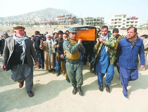 首都恐袭致103人死亡，阿富汗怎么了？