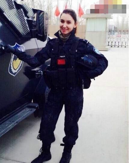 反恐一线的新疆美女特警，网友纷纷表示想娶回家