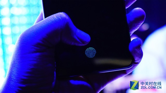 vivo X20Plus屏幕指纹版初体验 