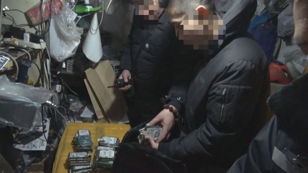 海淀警方一举打掉三个利用假电脑诈骗的团伙 32人被刑拘