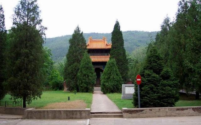 明朝共有16位皇帝,为什么叫“明十三陵”?