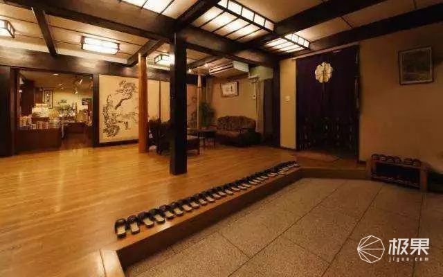 日产搞出黑科技旅馆!让拖鞋,茶几都会自动驾驶 日产搞出黑科技旅馆!让拖鞋,茶几都会自动驾驶