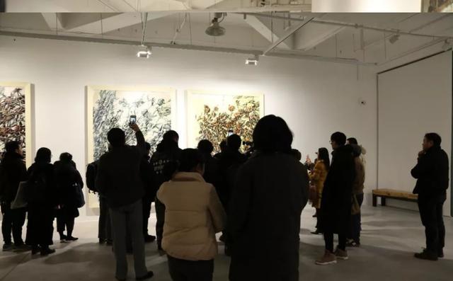 中国美术学院油画双年展 用艺术链接时代变迁