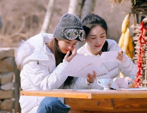 赵丽颖铁了心想要当谢娜孩子的干妈,微博留言