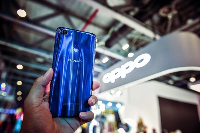 全面屏充电更快 OPPO A79预售送好礼