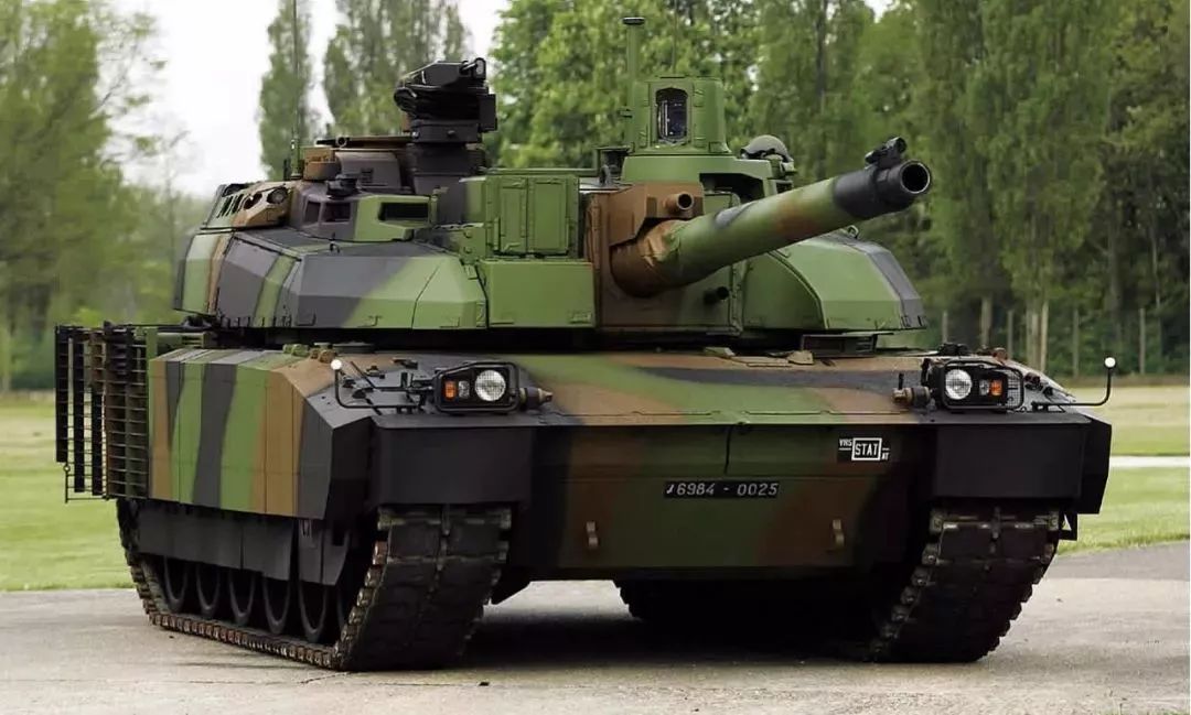 西欧11国的坦克数量已不足中国一个集团军:一