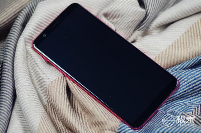 强劲性能不将就!这可能是国产最强旗舰手机 -