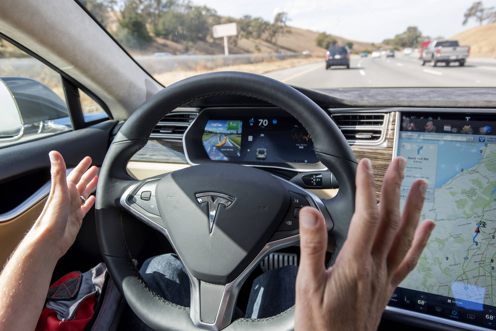 Elon Musk : 尽快更新特斯拉的自动驾驶功能_凤凰网汽车_凤凰网