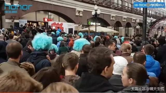 中国人不抢马桶盖了，日本人却抢起了华为手机！