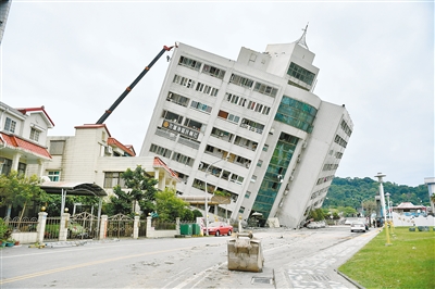 台湾花莲6.5级地震 6人遇难67人失联
